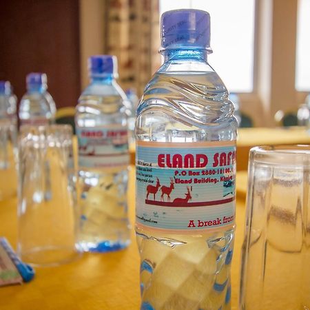 Eland Safari Hotel Ньєрі Екстер'єр фото