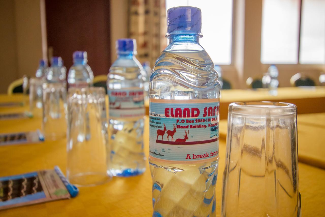 Eland Safari Hotel Ньєрі Екстер'єр фото