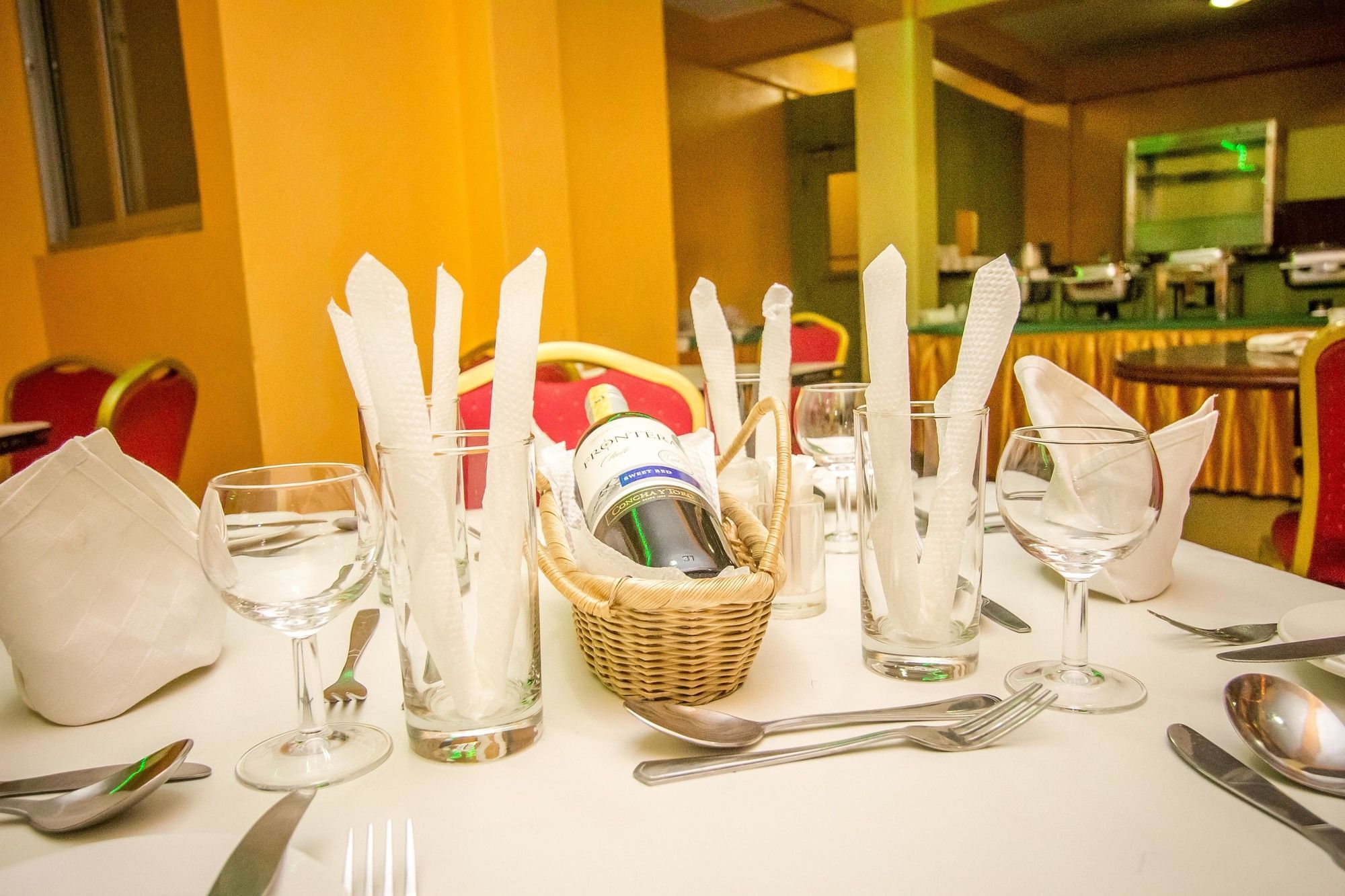 Eland Safari Hotel Ньєрі Екстер'єр фото