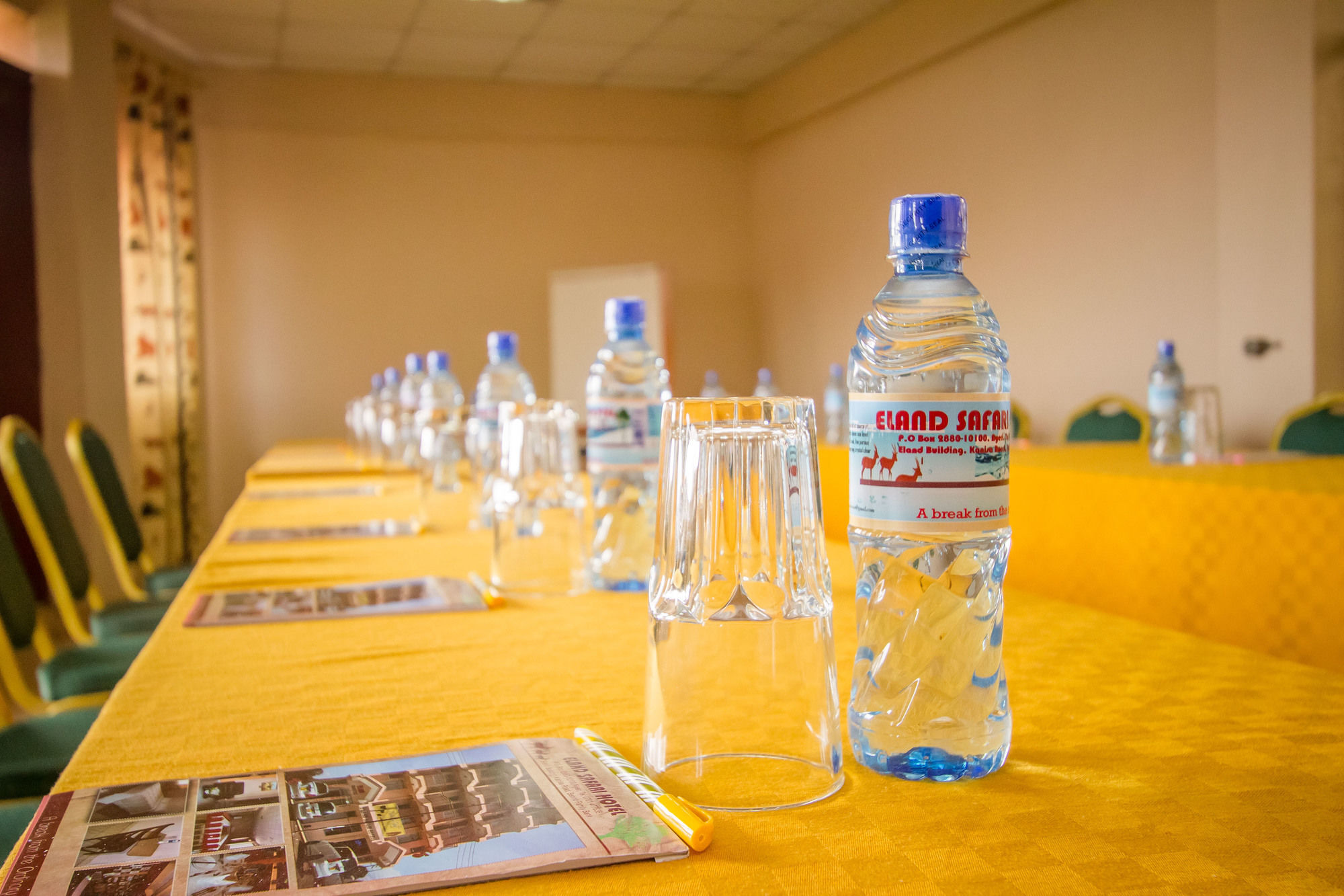 Eland Safari Hotel Ньєрі Екстер'єр фото