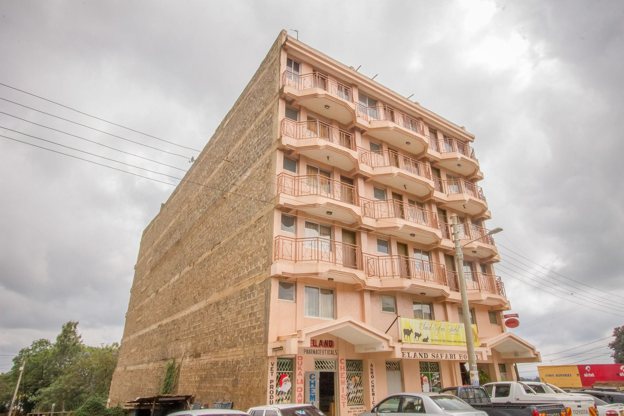 Eland Safari Hotel Ньєрі Екстер'єр фото